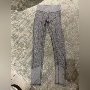 Alo Yoga Heather Grey Leggings